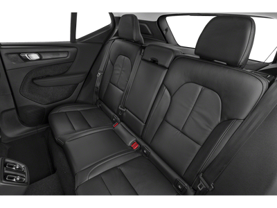 2023 Volvo XC40 Ultimate Bright Theme