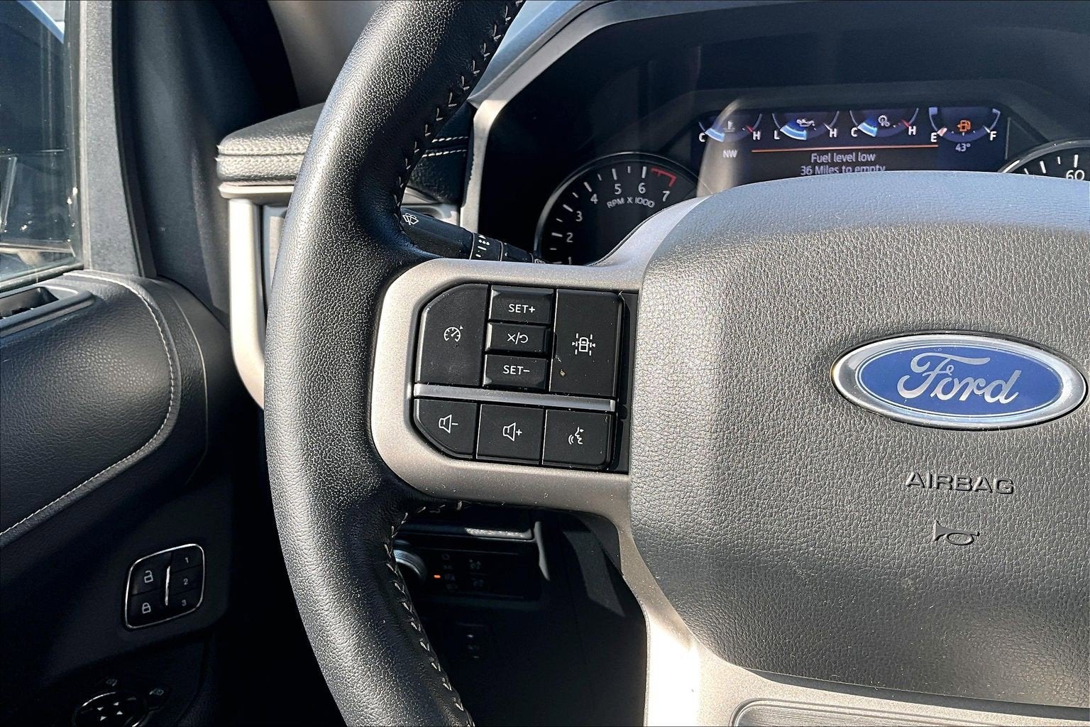 2022 Ford Expedition Max XLT