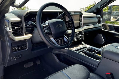 2026 Ford Super Duty F-250 SRW Platinum