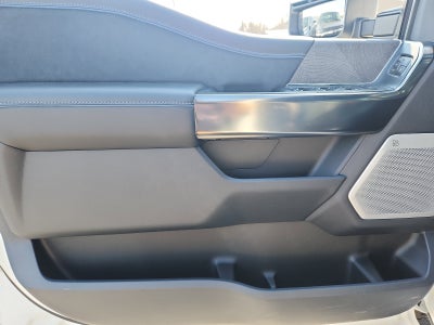 2025 Ford Super Duty F-250 SRW Platinum