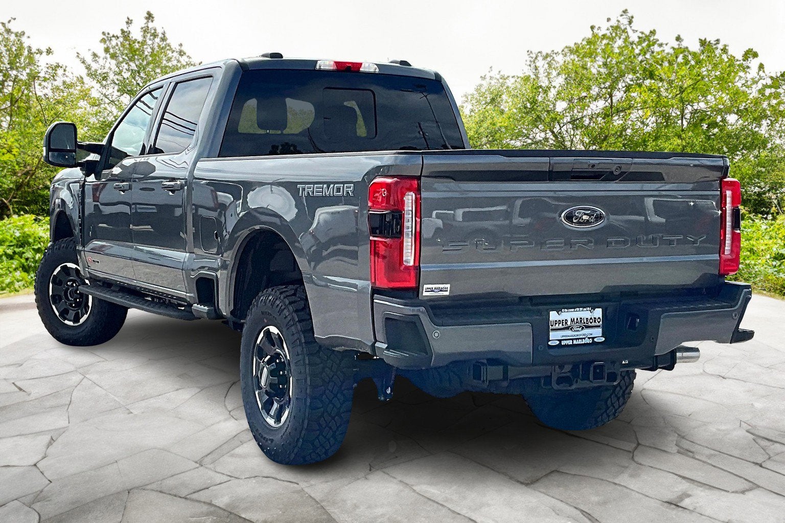 2025 Ford Super Duty F-350 SRW Lariat