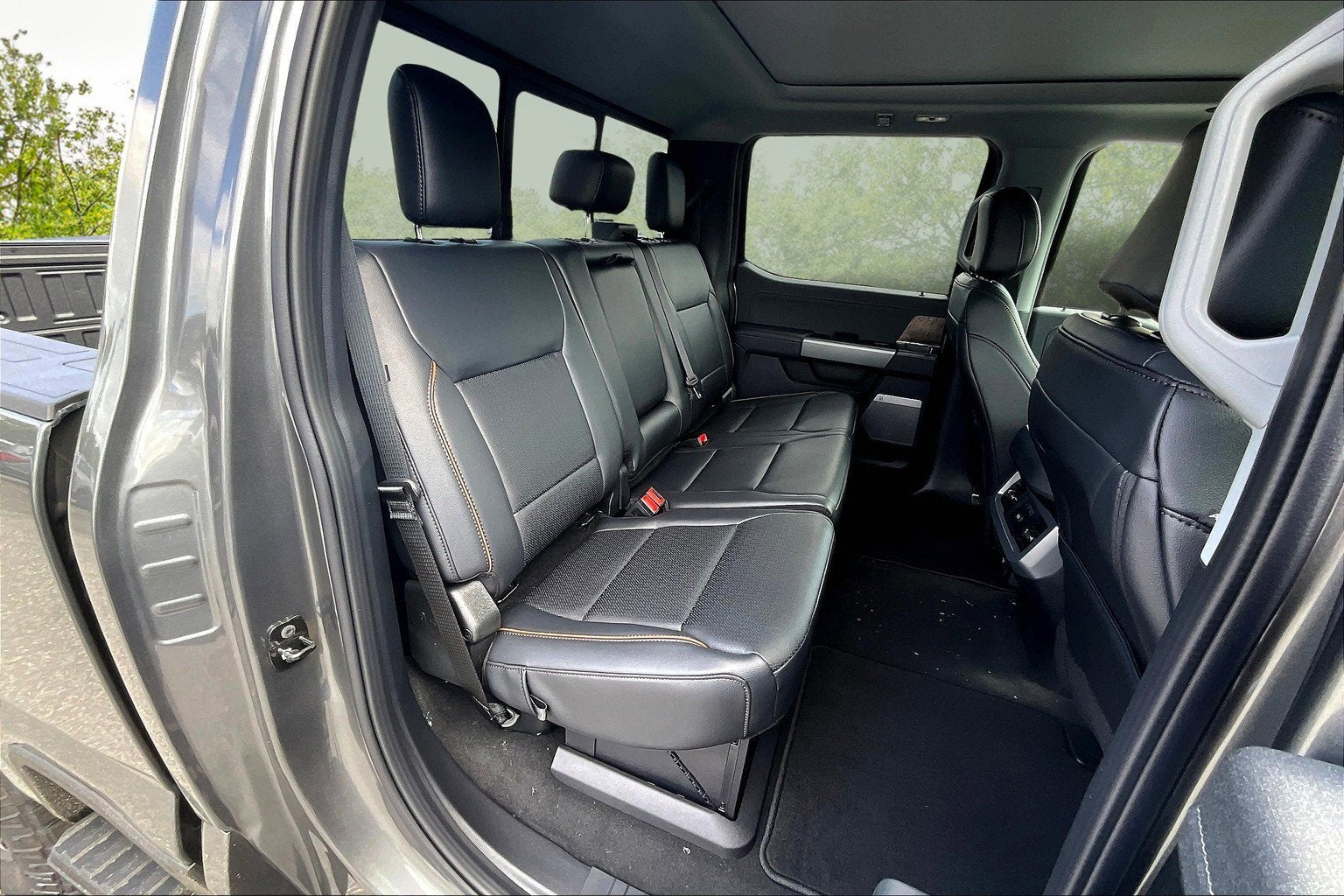 2025 Ford Super Duty F-350 SRW Lariat