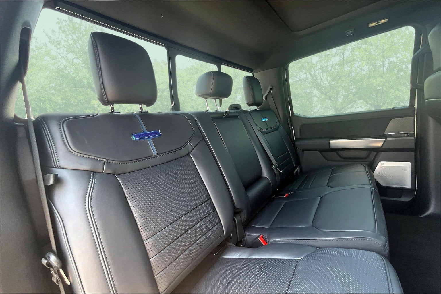 2025 Ford Super Duty F-350 SRW Platinum