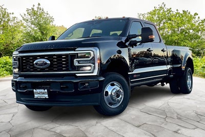 2026 Ford Super Duty F-350 DRW Platinum