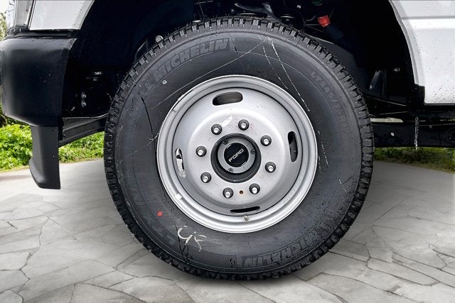 2026 Ford Super Duty F-350 DRW XL