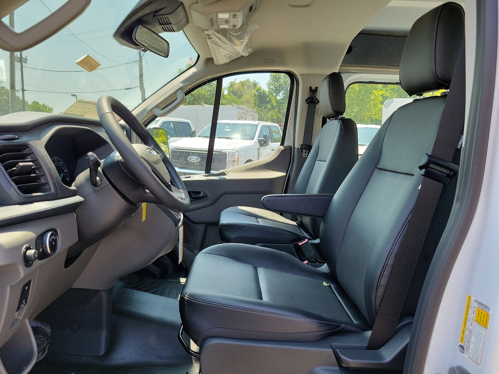 2024 Ford Transit Cargo Van T-350 130" Low Rf 9500 GVWR RWD