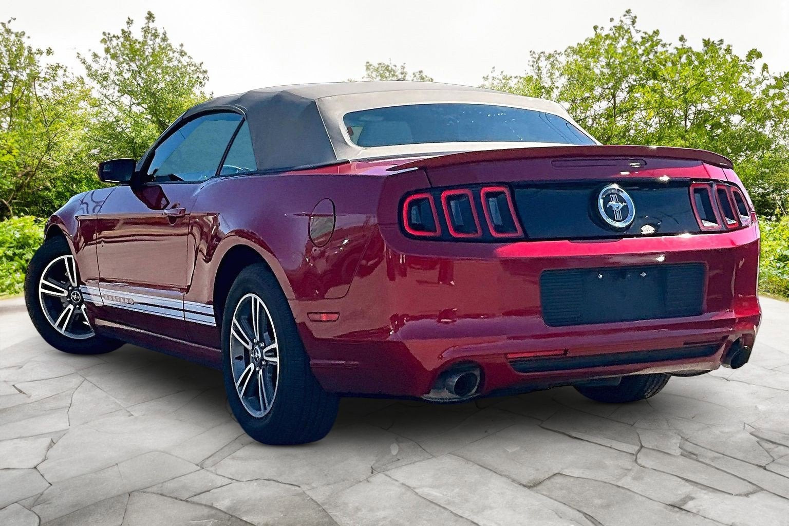 Used 2013 Ford Mustang V6 with VIN 1ZVBP8EM3D5231382 for sale in Upper Marlboro, MD
