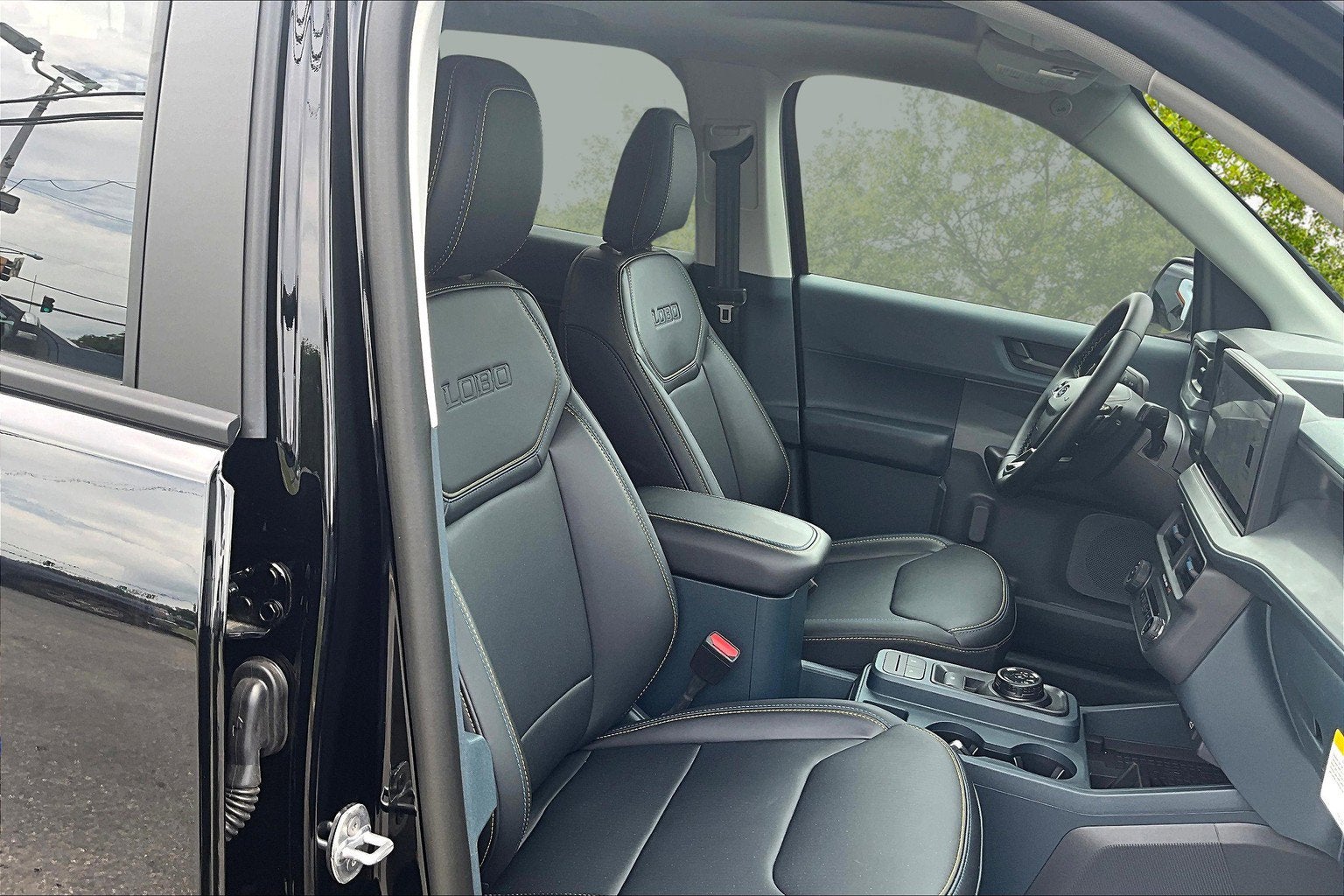 2025 Ford Maverick AWD LOBO Edition 19'' Black Wheels