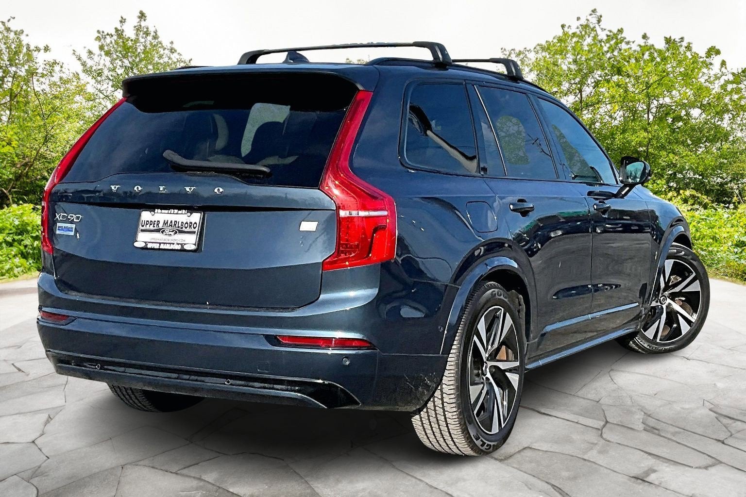 2022 Volvo XC90 Recharge Plug-In Hybrid R-Design