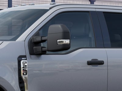 2027 Ford Super Duty F-250® XLT