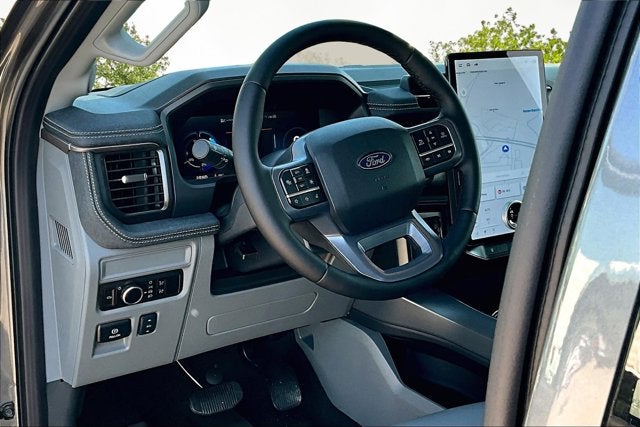 2025 Ford F-150 Lightning Flash™