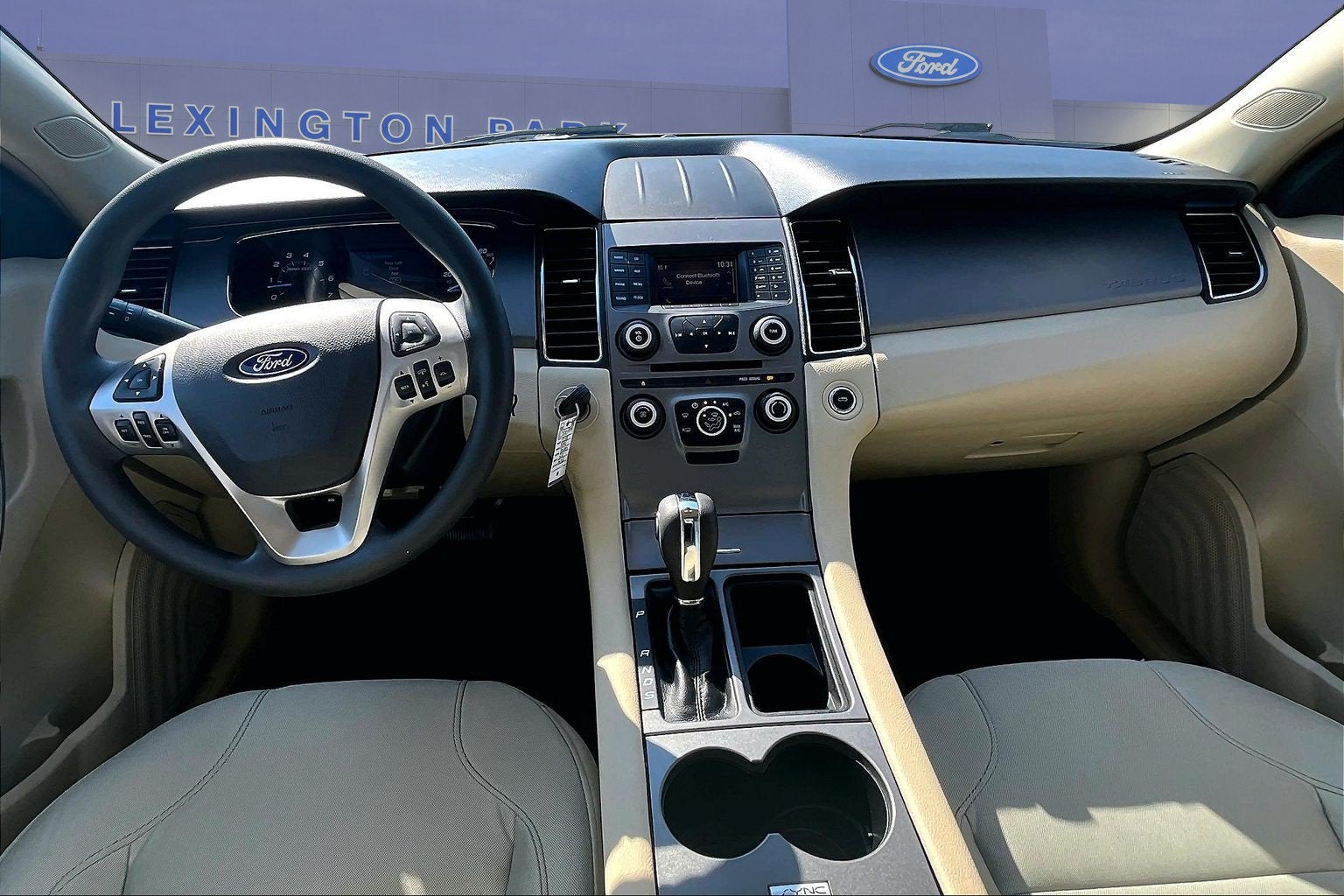 2018 Ford Taurus SE