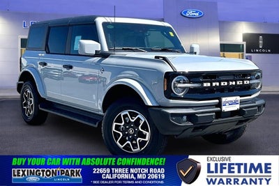2026 Ford Bronco Outer Banks