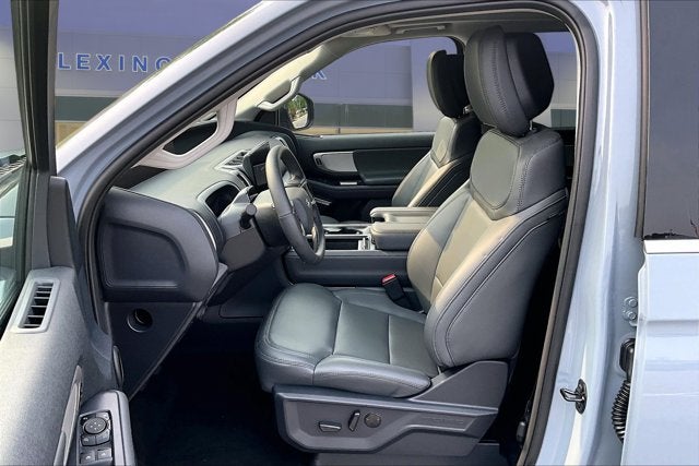 2027 Ford Expedition Max Active