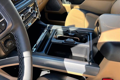 2027 Ford Super Duty F-350 SRW LARIAT