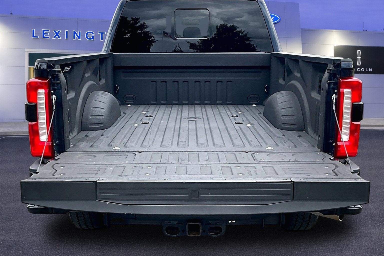 2024 Ford Super Duty F-350 SRW XLT