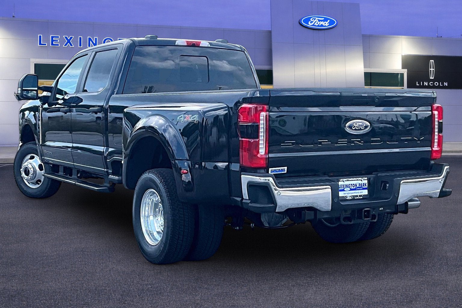 2026 Ford Super Duty F-350 DRW XL