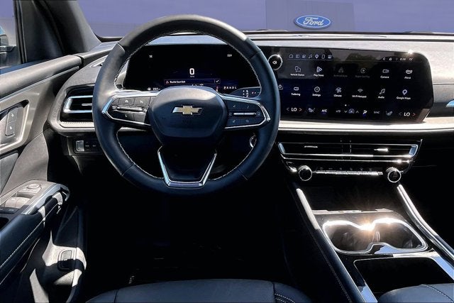 2025 Chevrolet Traverse AWD LT