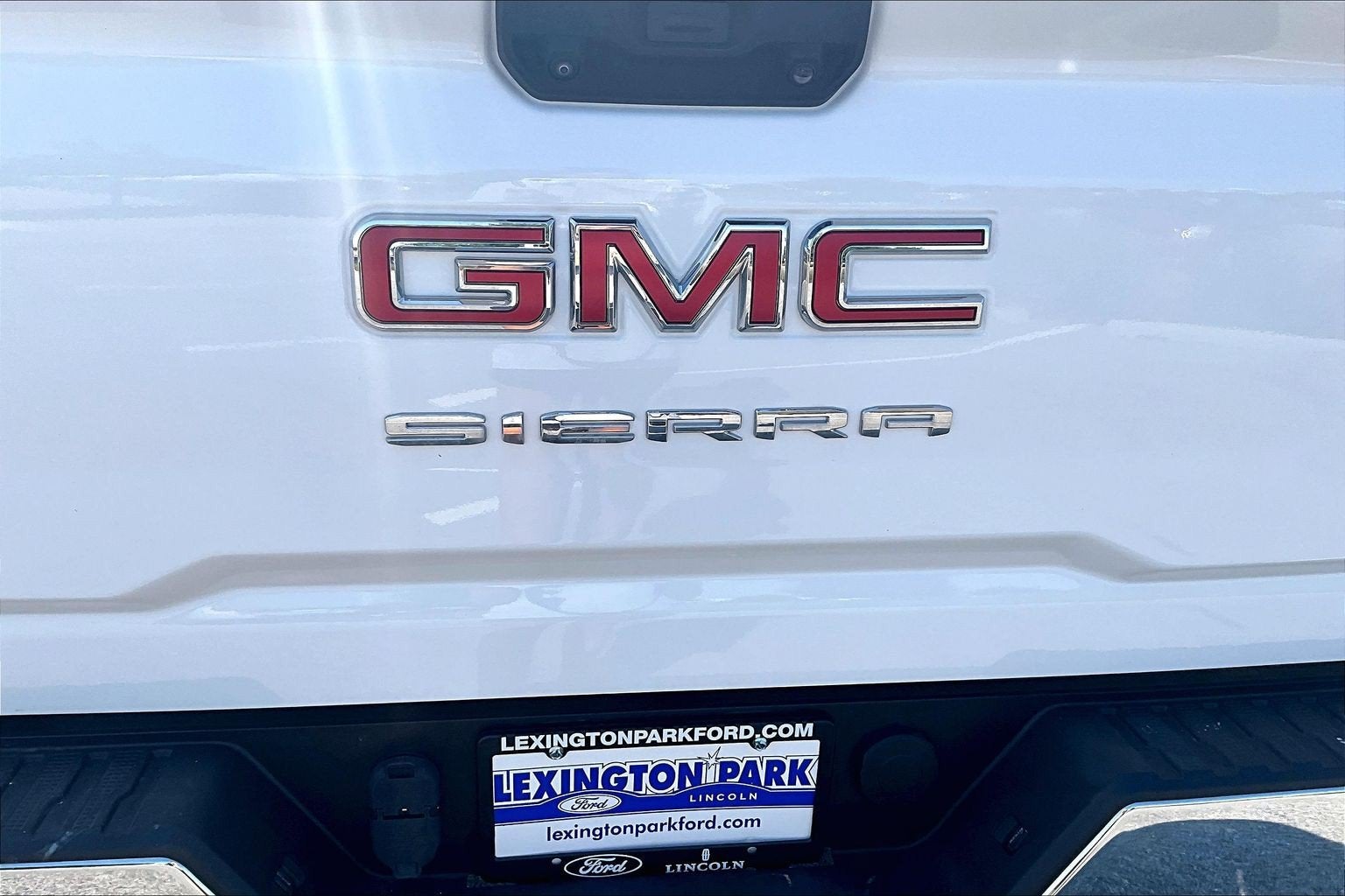 2024 GMC Sierra 2500HD Pro