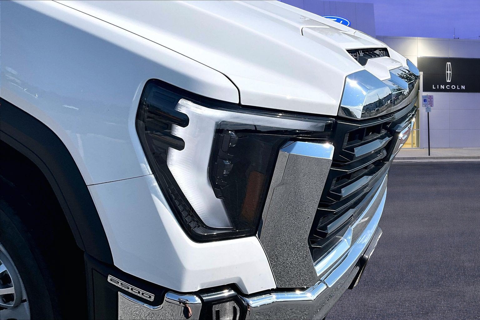2024 GMC Sierra 2500HD Pro