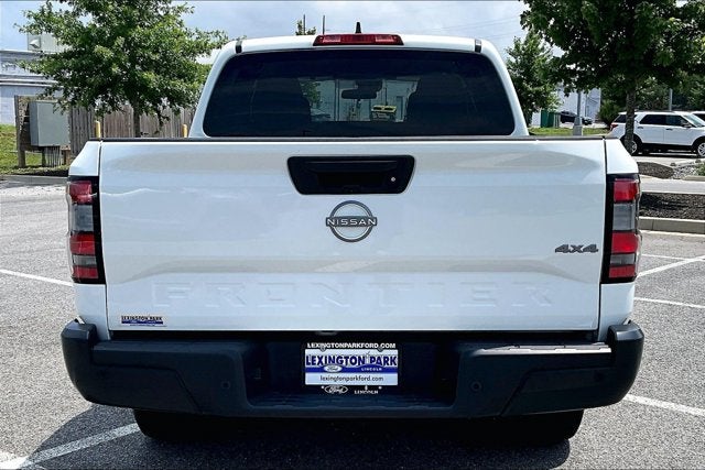 2022 Nissan Frontier S