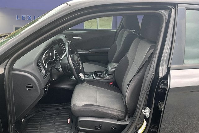 2015 Dodge Charger SXT