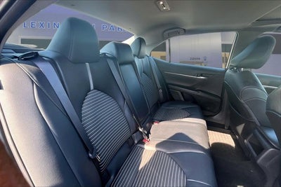 2020 Toyota Camry Hybrid SE