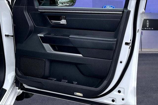 2025 Toyota Sequoia SR5