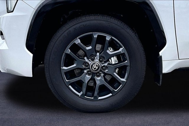 2025 Toyota Sequoia SR5