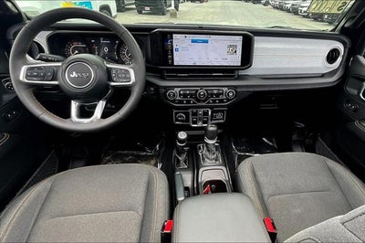 2024 Jeep Wrangler 4-Door Sahara 4x4