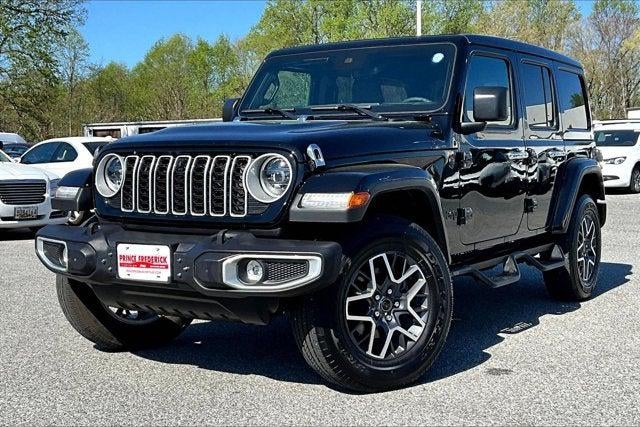 2025 Jeep Wrangler 4-Door Sahara 4x4