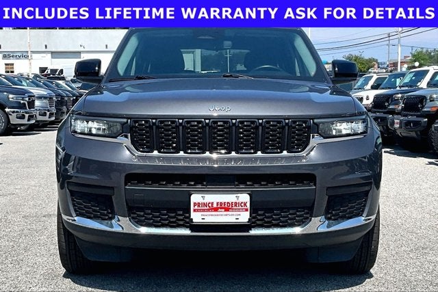 2022 Jeep Grand Cherokee L Laredo 4x2