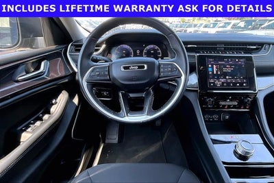 2022 Jeep Grand Cherokee L Laredo 4x2