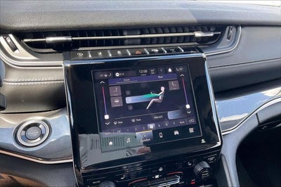 2022 Jeep Grand Cherokee L Laredo 4x2