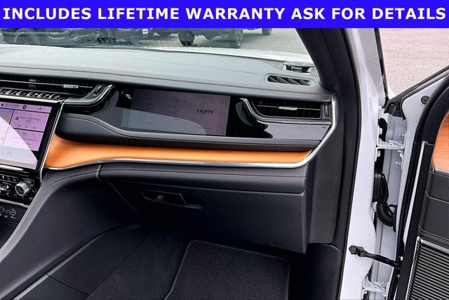 2025 Jeep Grand Cherokee L Summit Reserve 4x4