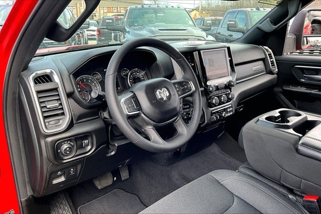 2025 RAM 1500 Big Horn Crew Cab 4x4 6'4' Box