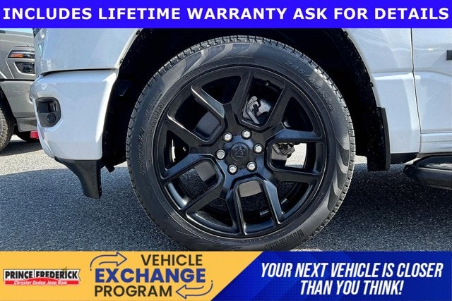 2023 RAM 1500 Laramie Crew Cab 4x4 5'7' Box