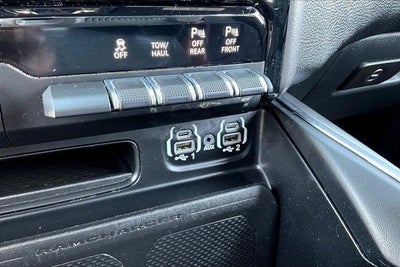 2023 RAM 1500 Laramie Crew Cab 4x4 5'7' Box