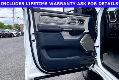 2025 RAM 1500 Tungsten Crew Cab 4x4 5'7' Box