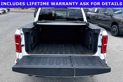 2025 RAM 1500 Tungsten Crew Cab 4x4 5'7' Box