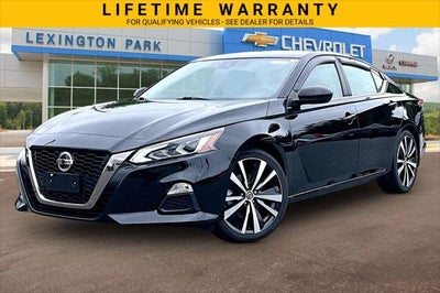 2022 Nissan Altima SR FWD