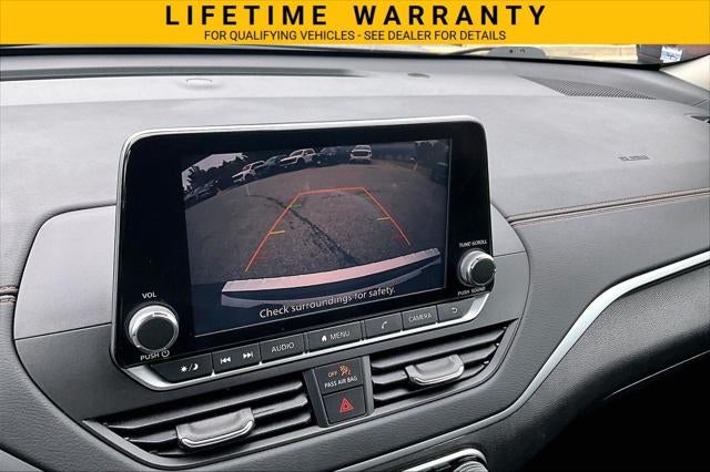 2022 Nissan Altima SR FWD