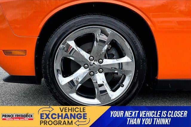 2014 Dodge Challenger SXT Plus