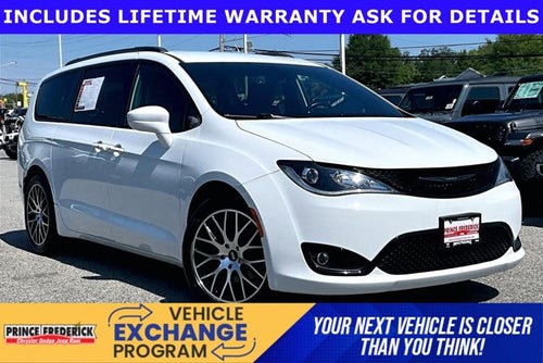 2020 Chrysler Pacifica Touring L