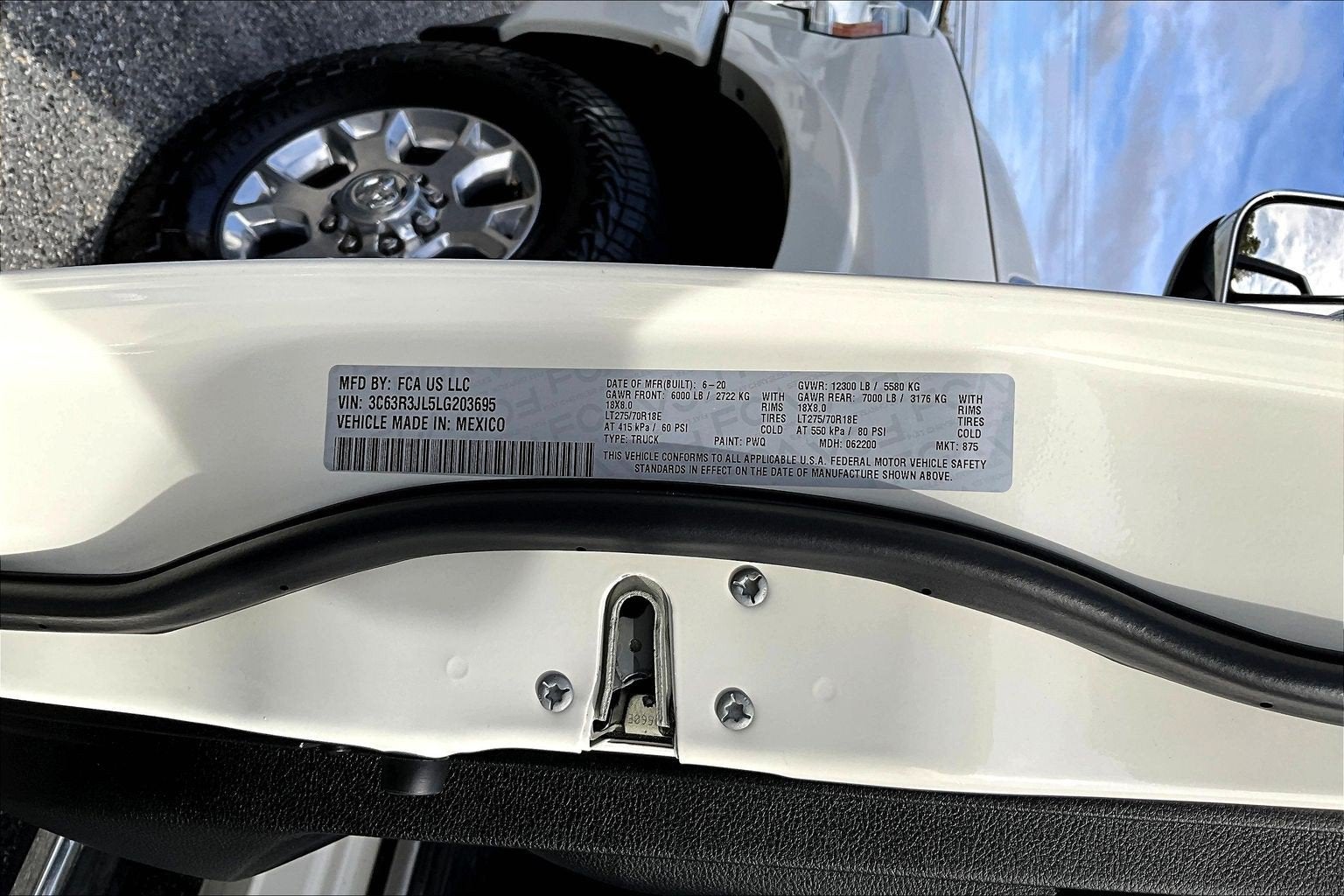 2020 RAM 3500 Laramie Crew Cab 4x4 8' Box