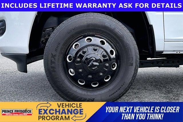 2024 RAM 3500 Big Horn Crew Cab 4x4 8' Box