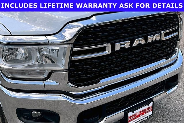 2024 RAM 3500 Big Horn Crew Cab 4x4 8' Box