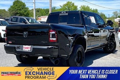 2021 RAM 3500 Limited Mega Cab 4x4 6'4' Box