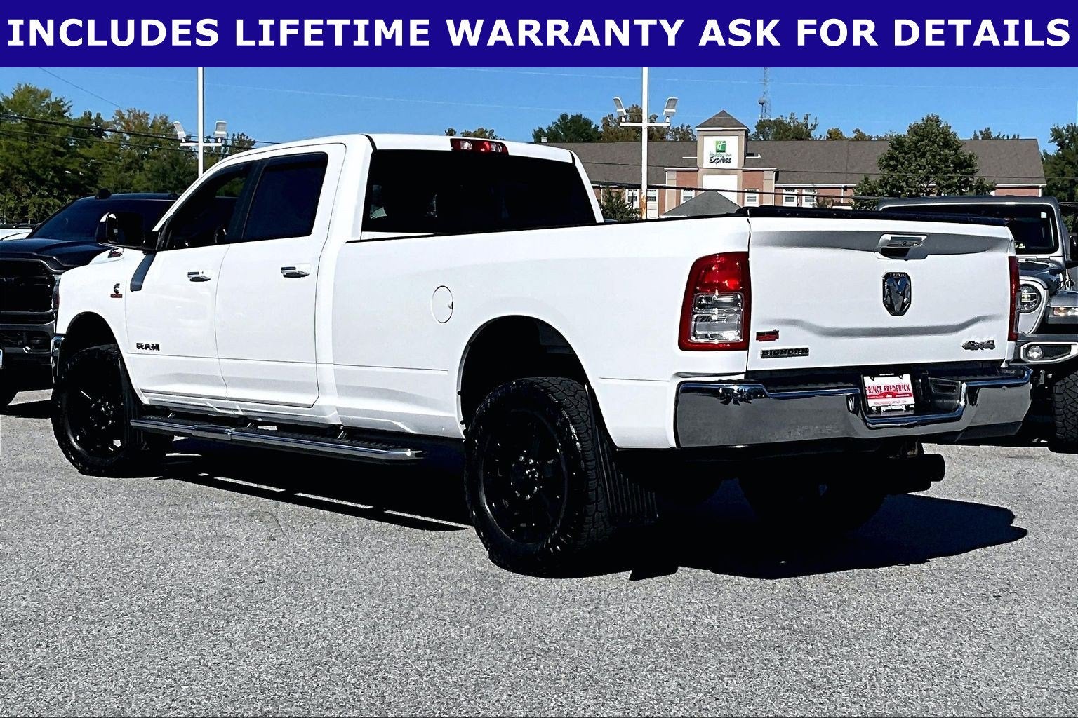 2019 RAM 2500 Big Horn Crew Cab 4x4 8' Box