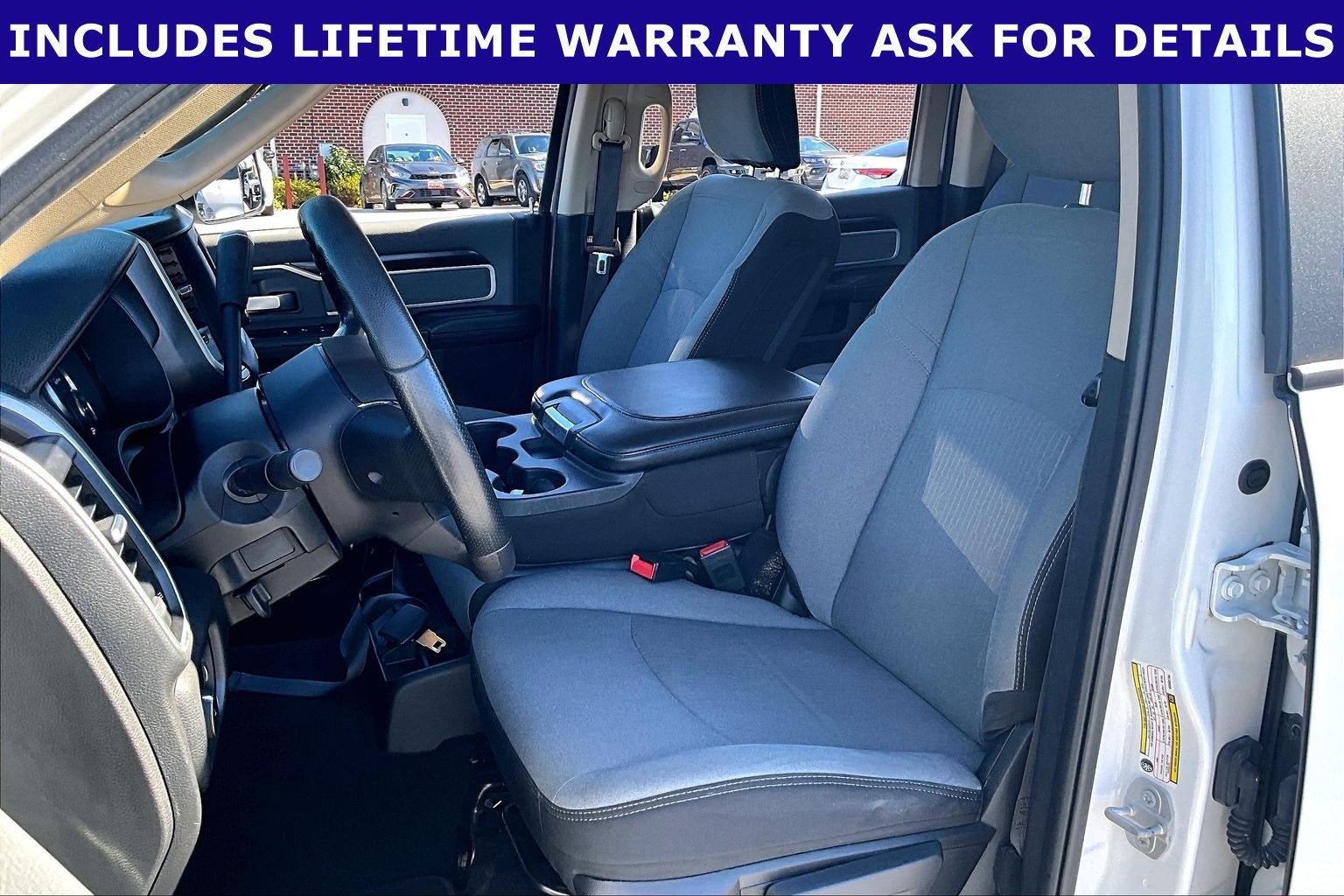 2019 RAM 2500 Big Horn Crew Cab 4x4 8' Box